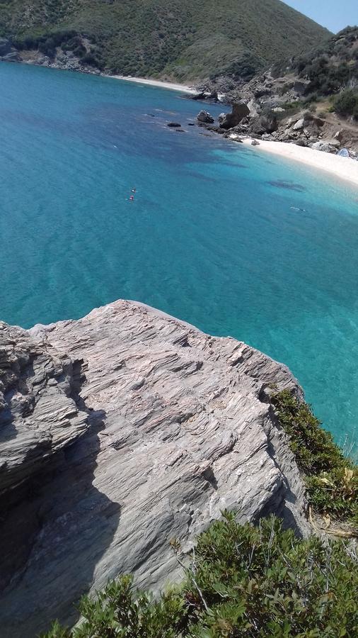 Moka Evia Island Hotel Ahladerí Kültér fotó